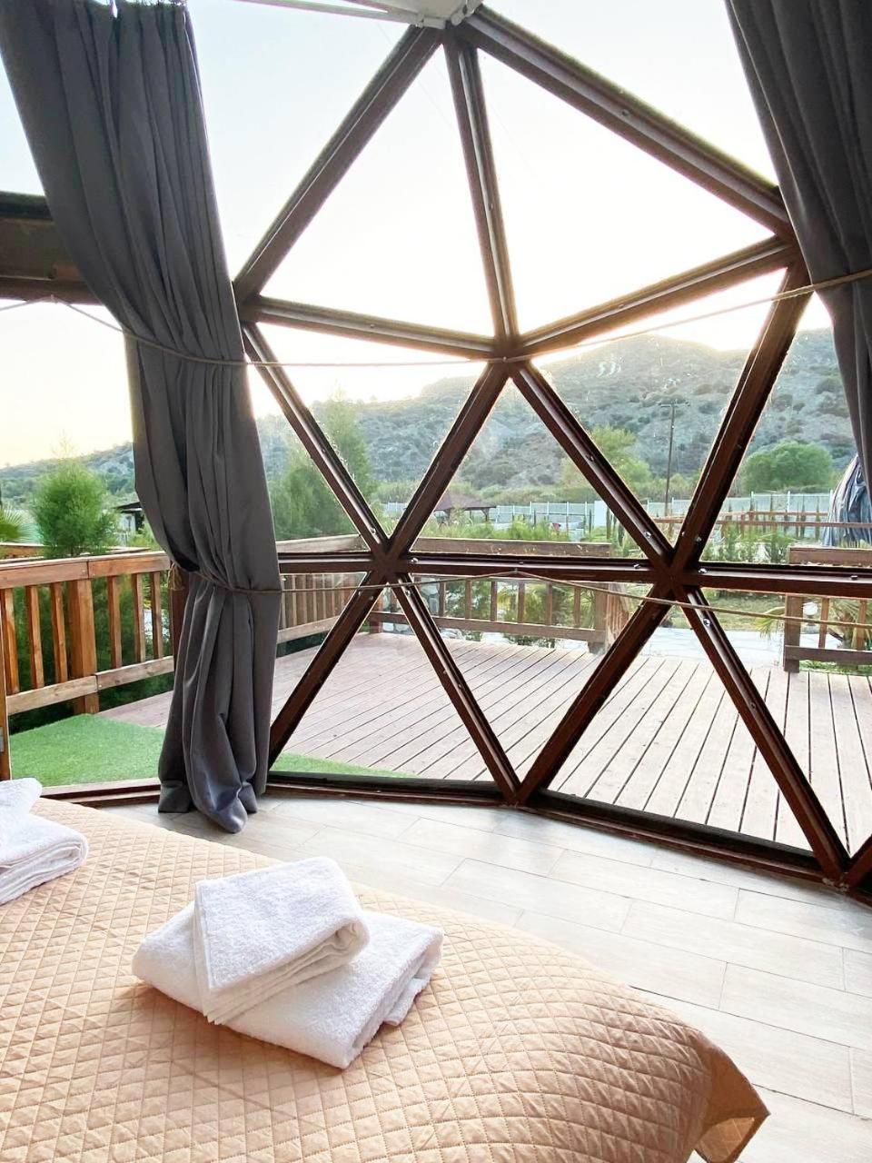 Amazing Cyprus Glamping Domes - Glamping Cyprus Hotel Paphos Buitenkant foto